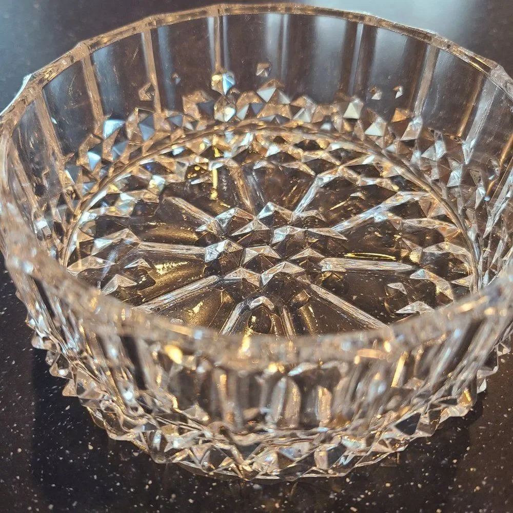 Diamond Cut Drum Shape Glass Crystal Round Open Trinket Candy Dish Vintage